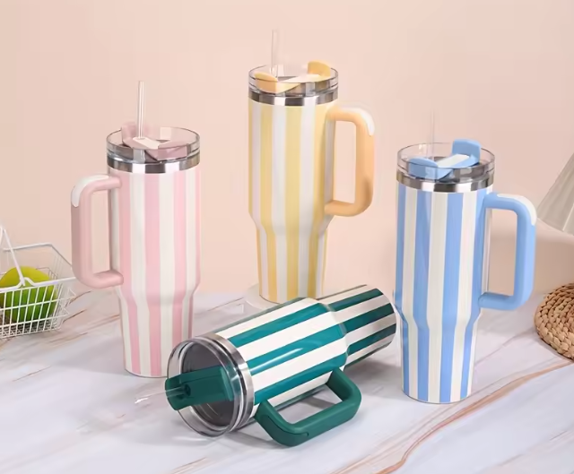 STANLEY Stripped design Quencher H2.0 Tumbler with Handle and Straw | Flowstate 3-Position Lid | Cup Holder Compatible for Travel | Insulated Stainless Steel Cup | BPA-Free